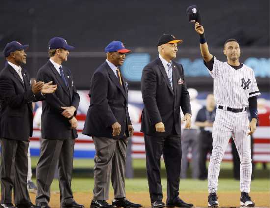 MLB Rumors: Derek Jeter Gone? Dan Uggla To Boston? Cliff Lee To