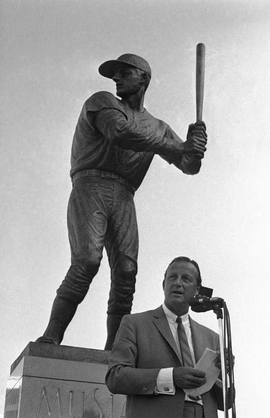Stan Musial Funeral: St. Louis Says Goodbye To “The Man”