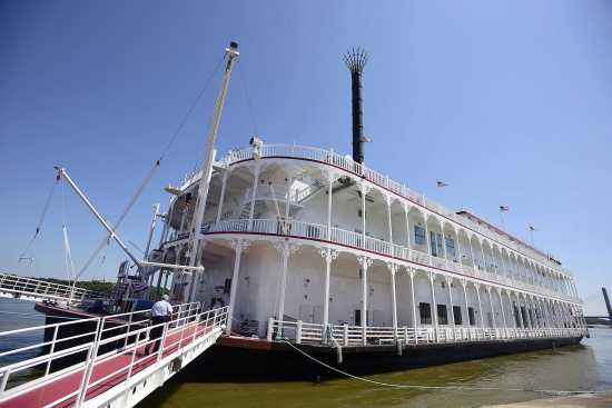 Viking River Cruises Pulls Back On U S Plans Workboat
