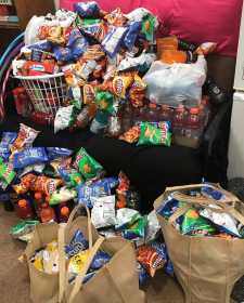 Community Southeast Student Raises More Than 10 000 In Food