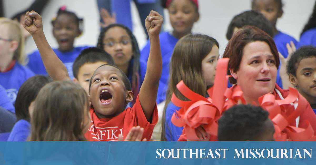 Photo gallery: Cardinals Caravan 2020 (1/20/20)  Southeast Missourian  newspaper, Cape Girardeau, MO