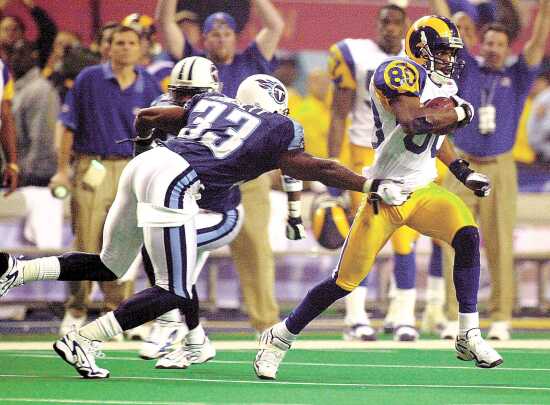 Jan. 31, 2000: Rams win Super Bowl XXXIV